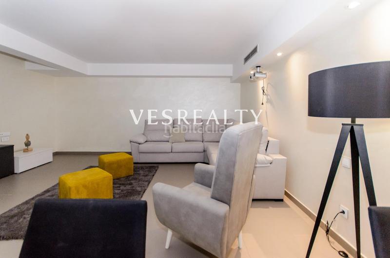 Foto e72867cf-f451-4ce7-bea4-b3ae0d6d6680. Chalet en Campoamor Orihuela