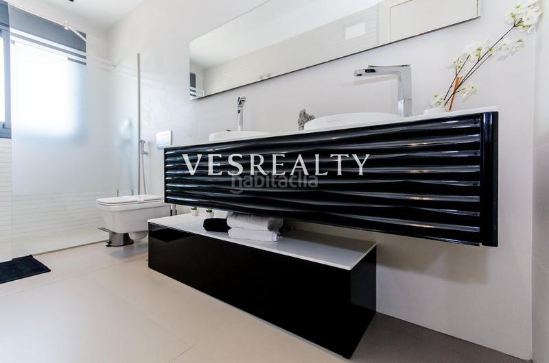 Foto f4a362b9-f9ec-4bb1-9e66-457918b5074b. Chalet en Campoamor Orihuela