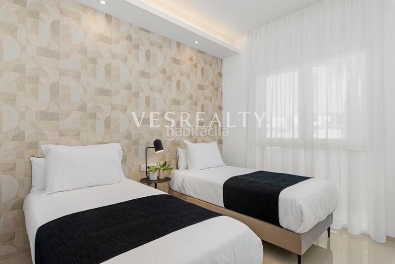 Foto 6ed68873-a007-491c-b1c0-ea28982f0b58. Apartament amb aparcament piscina a Doña Pepa Rojales
