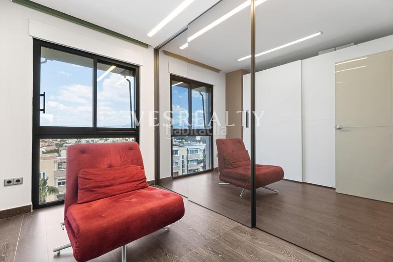 Foto a231da92-84ea-4043-a30a-8c06f9023290. Flat with heating parking pool in Alicante golf Alicante