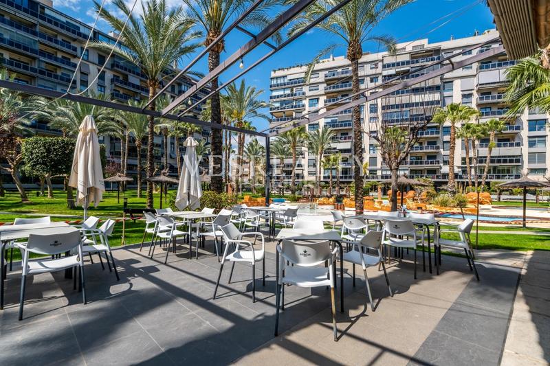 Foto c6521211-855c-46be-b792-df9f38951971. Flat with heating parking pool in Alicante golf Alicante