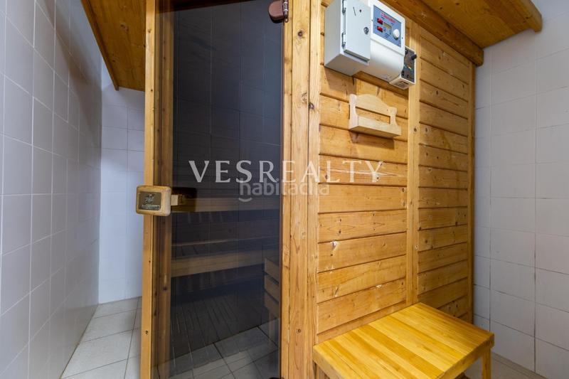 Foto cb3a637f-e848-4e5c-bf10-ecedabfd8779. Flat with heating parking pool in Alicante golf Alicante