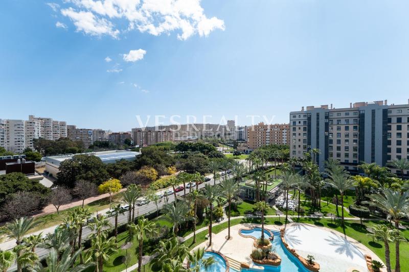 Foto f95683c9-e22c-4c1b-8cc2-a24e82df8aa6. Flat with heating parking pool in Alicante golf Alicante