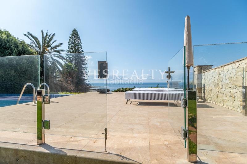 Foto 000f9f41-a5dd-4c44-80ba-1080e79b71b6. Chalet exclusiva villa en primera línea de mar en cabo huertas en Alicante