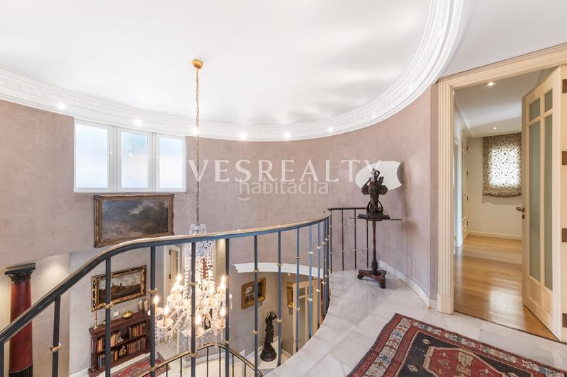 Foto 01b95f51-4b3c-4d58-b1f8-417a30a59af5. Chalet exclusiva villa en primera línea de mar en cabo huertas en Alicante