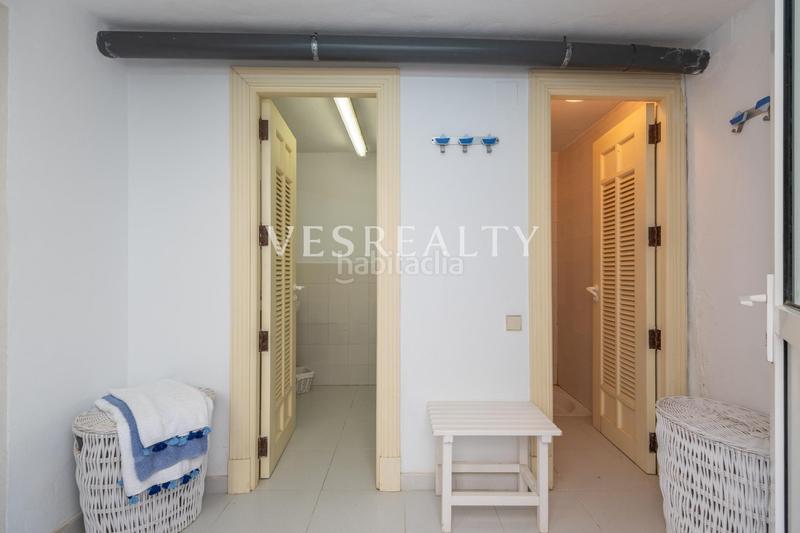 Foto 181a9224-5323-450c-87b7-e1650146521c. Chalet exclusiva villa en primera línea de mar en cabo huertas en Alicante