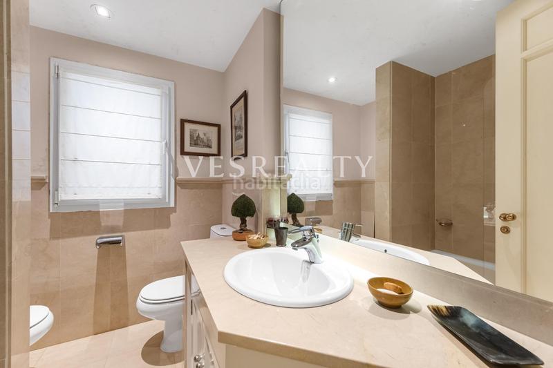 Foto 2274d05c-fd78-432f-b67c-4f1b30098877. Chalet exclusiva villa en primera línea de mar en cabo huertas en Alicante