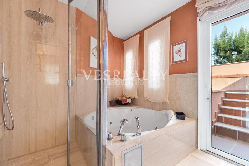 Foto 8f1da324-8860-44d1-b280-3cca67e356ca. Chalet exclusiva villa en primera línea de mar en cabo huertas en Alicante