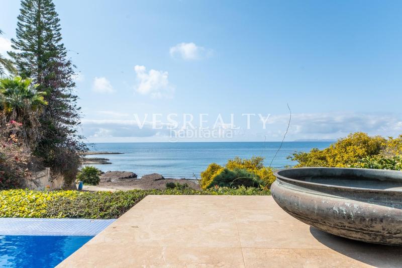 Foto c2876637-c3ca-414c-9772-fa849c395c37. Chalet exclusiva villa en primera línea de mar en cabo huertas en Alicante