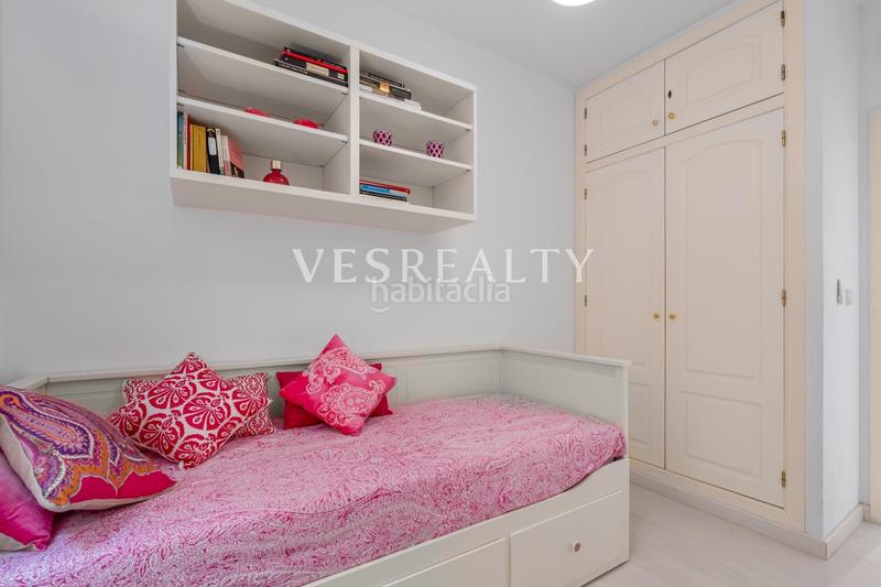 Foto f72e8a16-3fbd-4f74-a104-933b5fc419f4. Appartamento con parcheggio piscina in Playa Muchavista Campello (el)