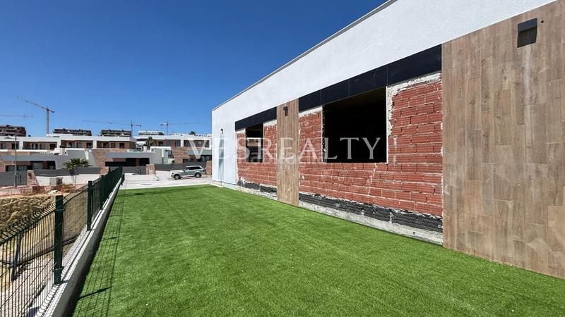 Foto e21fe0eb-f9d0-4aa0-b311-dae81a659a72. Geschäftsraum in balcón de Finestrat-terra marina Finestrat