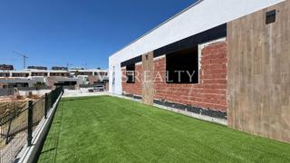 Business premise in Balcón de Finestrat-Terra Marina. Oportunidad única de inversión!