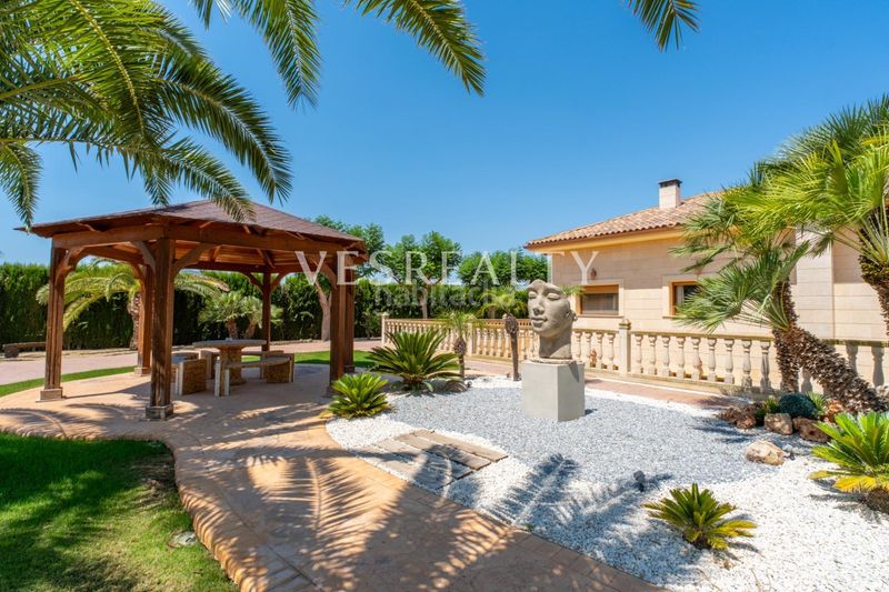 Foto a49c7ee9-fa44-4fd8-a603-184c8f01e679. Chalet avec chauffage parking piscine dans Pedanías Este Aspe