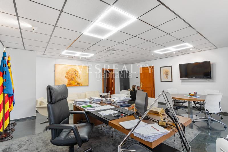 Foto d60f8c75-b0d9-42a6-a945-a53123c258d5. Edifici a Barrio del Centro Alicante