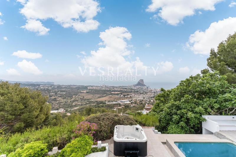 Foto 72d77b72-e38e-44d2-8611-9c7a866cef1f. Chalet avec piscine dans Oltamar - Cucarres Calp