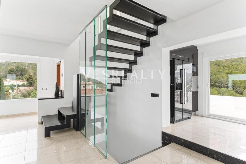 Foto 95363732-39c9-4847-8ac5-76fb74ce01f4. Chalet avec piscine dans Oltamar - Cucarres Calp