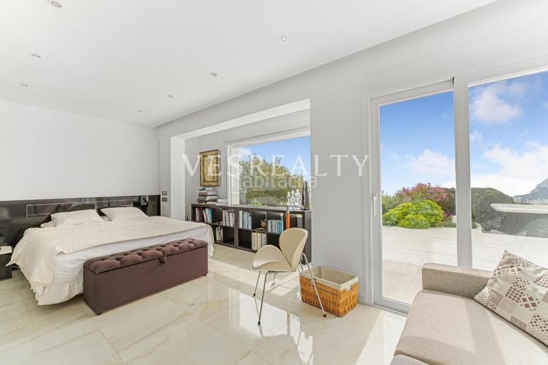 Foto db396c37-9af8-48bb-9824-301073664adc. Chalet avec piscine dans Oltamar - Cucarres Calp