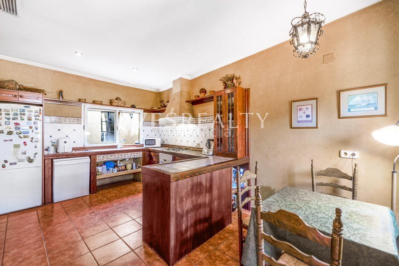 Foto 2d068a30-58a3-48b1-8465-07cd393db4a5. Chalet in Vistahermosa Alicante