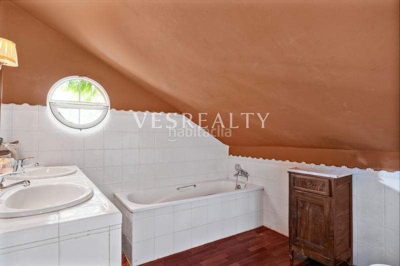 Foto e6d8497b-b0b1-42eb-9660-c2ab463d3d56. Chalet in Vistahermosa Alicante