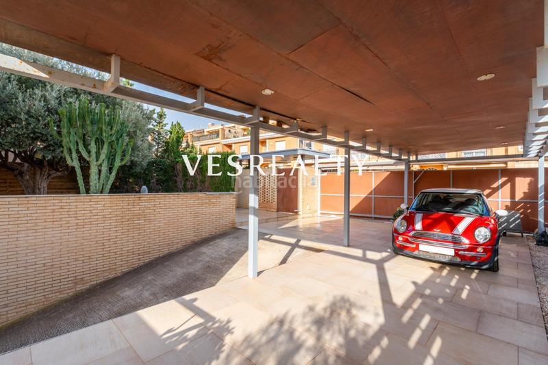 Foto 18477a24-1f6c-432b-b8d4-a3ef0f7479e1. Chalet exclusiva villa independiente en Cabo de las Huertas en Alicante