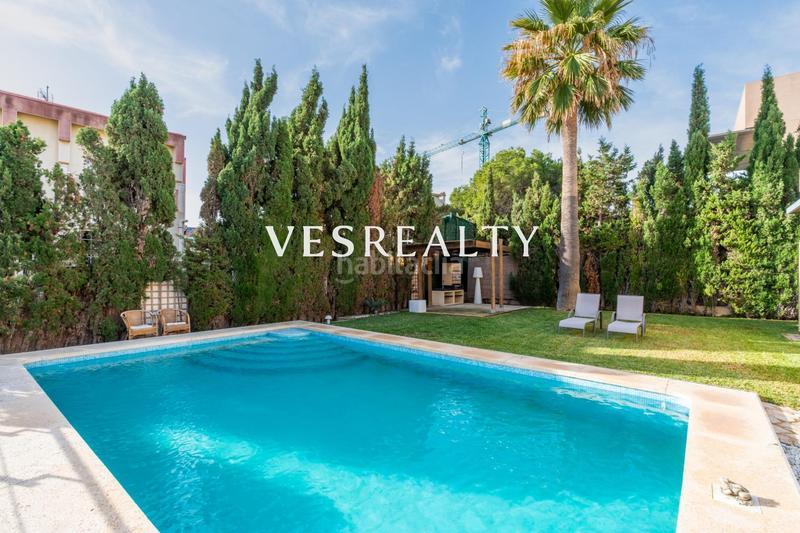 Foto 40bf4938-fda7-429d-a8ca-f58e9686a3bc. Chalet exclusiva villa independiente en Cabo de las Huertas en Alicante