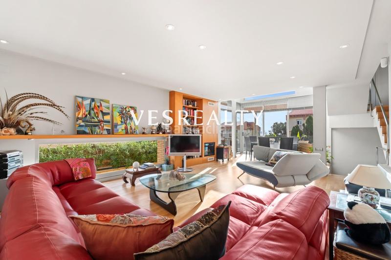 Foto db2b5287-f56c-4ac1-aba2-2107d9cc54ec. Chalet exclusiva villa independiente en Cabo de las Huertas en Alicante