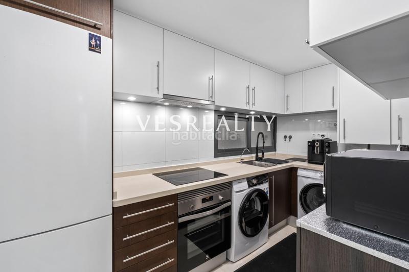 Foto 0653aee9-3dc3-4e89-b097-c24767a44091. Àtic amb calefacció aparcament a Campello Pueblo Campello (el)