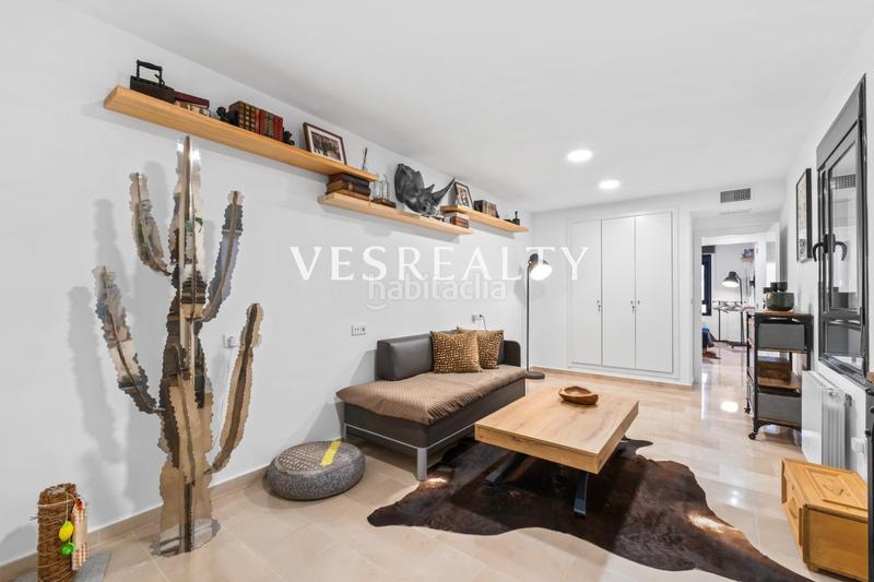 Foto 5506cf3d-2bb6-45ca-9959-99d3b75a2c32. Àtic amb calefacció aparcament a Campello Pueblo Campello (el)