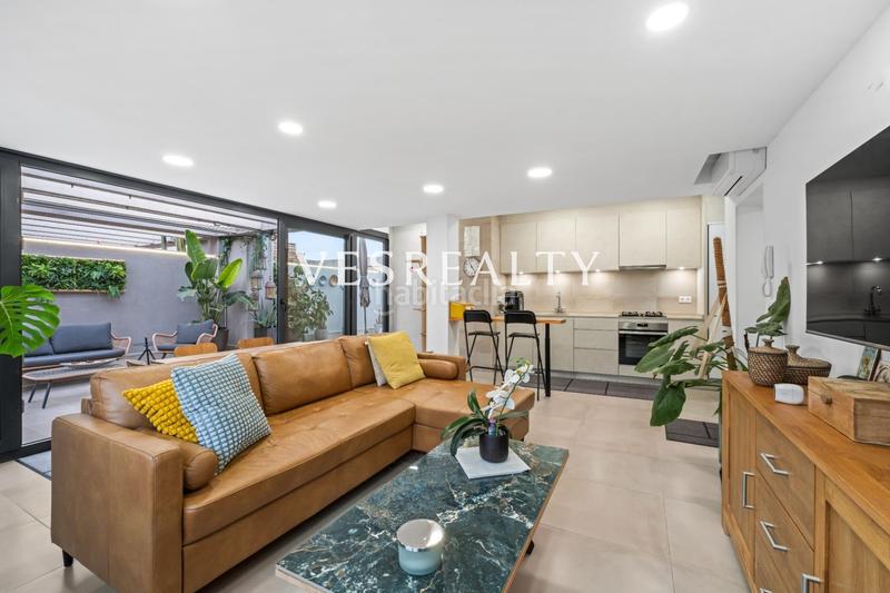 Foto 8adc2c7d-25c1-4ffe-910f-0186359f5474. Àtic amb calefacció aparcament a Campello Pueblo Campello (el)