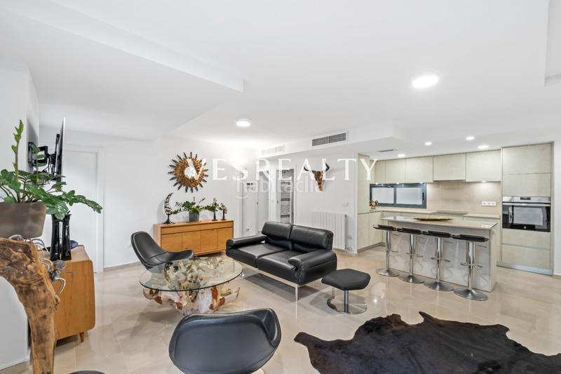 Foto 9d0dd0eb-b0b7-436b-82c0-0642be9812bc. Àtic amb calefacció aparcament a Campello Pueblo Campello (el)