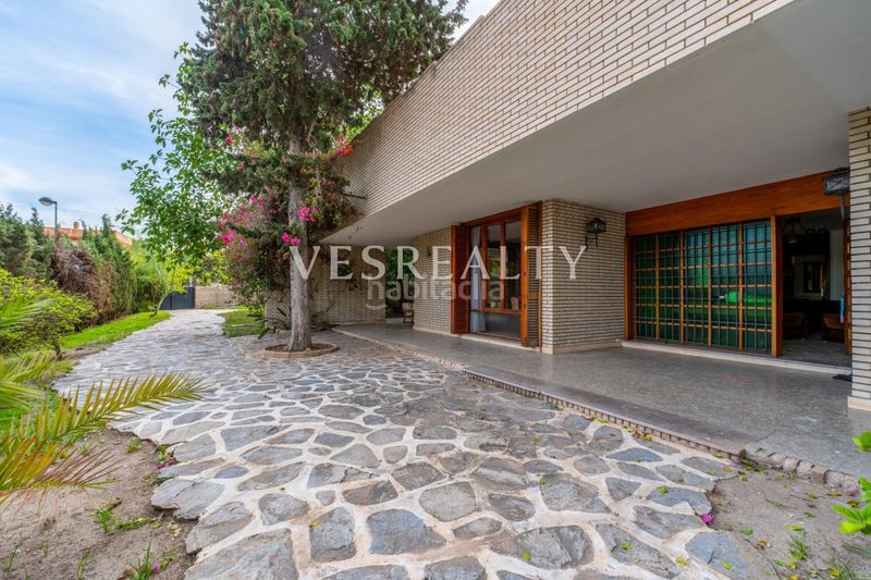 Foto c940687d-2e12-40cb-87db-174e76ffebe4. Chalet en Vistahermosa Alicante