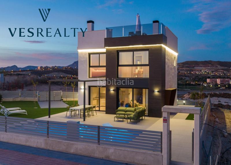 Foto 53c56c37-4ba3-4e9d-a38e-86a660333348. Chalet mit parking pool in Bonalba-Cotoveta Mutxamel