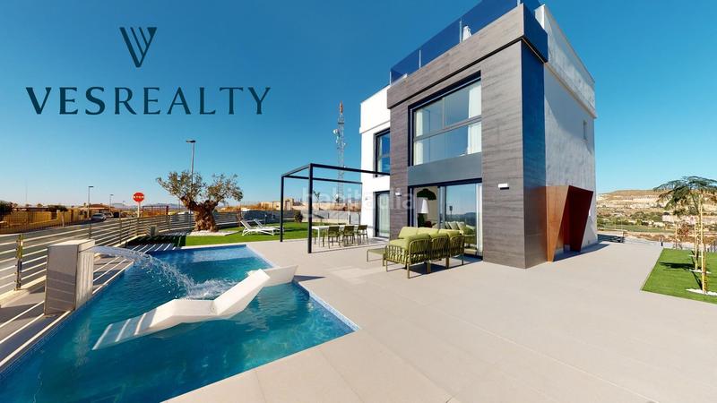 Foto 1f62c07b-2fee-4897-ae74-0274c2d3ec5f. Xalet amb aparcament piscina a Bonalba-Cotoveta Mutxamel