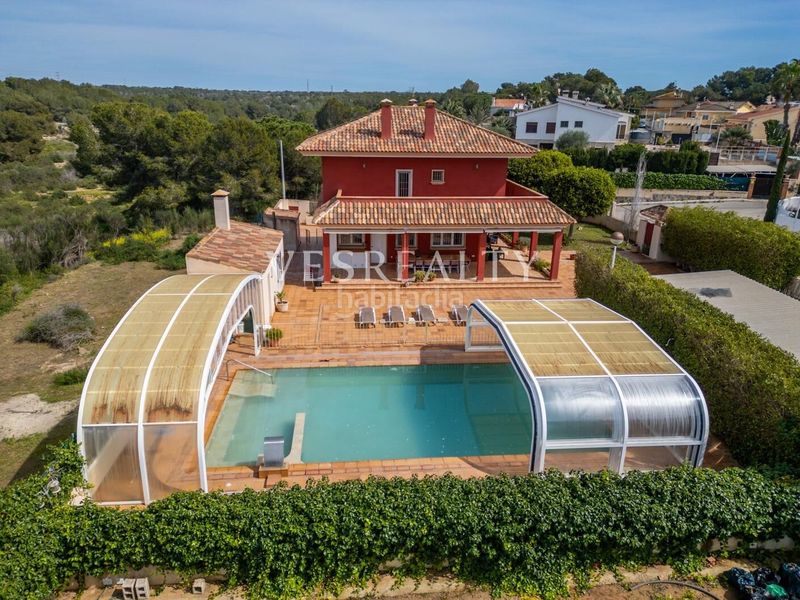 Foto a67b3685-161a-403d-b972-627de84a4cef. Xalet amb calefacció piscina a Noroeste Santa Pola