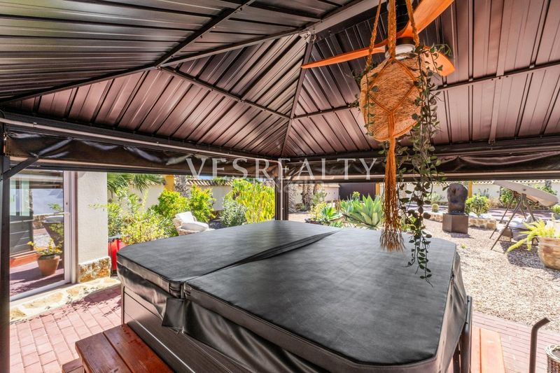 Foto 2dbbd8b7-9c76-4d9f-aafa-2c14e4b76653. Xalet amb aparcament piscina a Catral