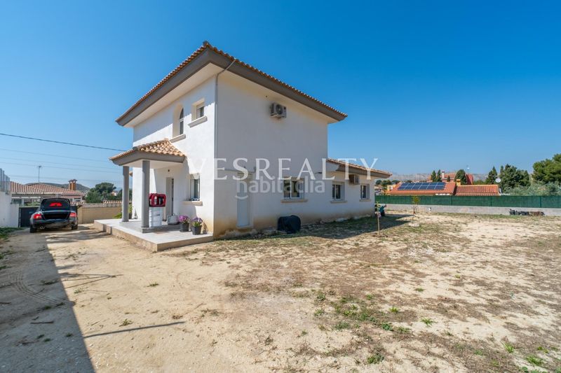 Foto c798f657-b3c9-4747-9468-0c29ee2b7378. Xalet amb calefacció piscina a Busot