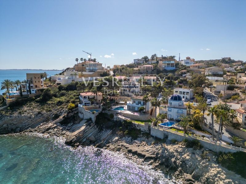 Foto 8540d0a3-8d50-43ee-a05f-6a876c9c9124. Xalet amb calefacció aparcament a Pueblo Español-Coveta Fumá Campello (el)