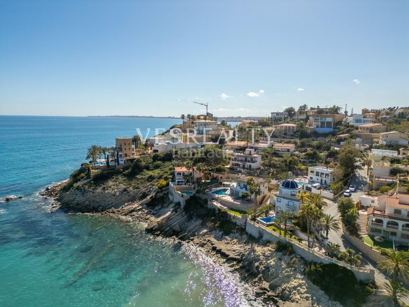 Foto e009a7cd-0b91-4a52-af1b-e199d368fc83. Xalet amb calefacció aparcament a Pueblo Español-Coveta Fumá Campello (el)
