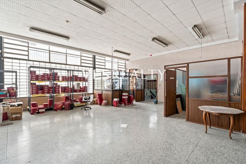 Foto 62a6725a-096b-4c35-bdec-e5fe03492ecd. Location bâtiment à usage industriel dans Plaza de Toros-Avenida Chapí-Trinquete Elda