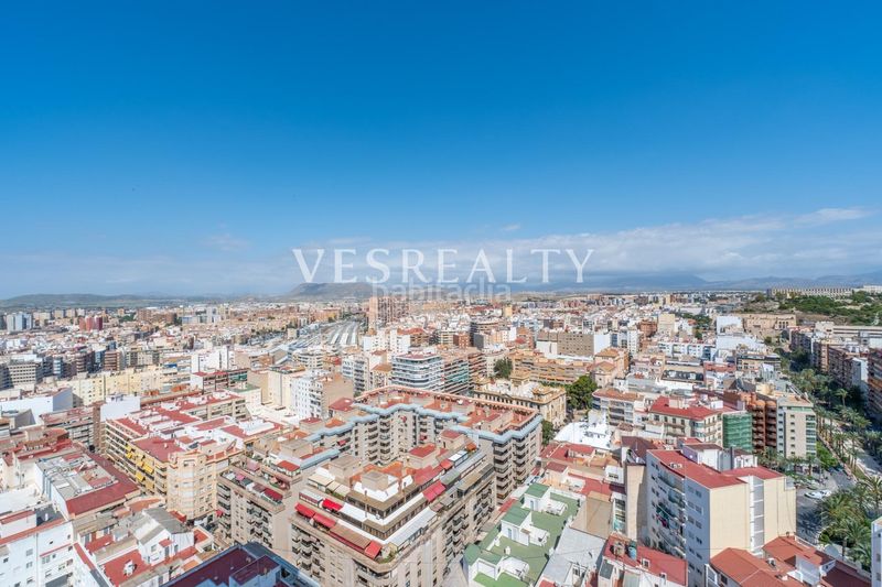 Foto 1f3765fd-c543-4578-ac7f-1705266ee6c0. Apartament amb calefacció a Ensanche-Diputación Alicante