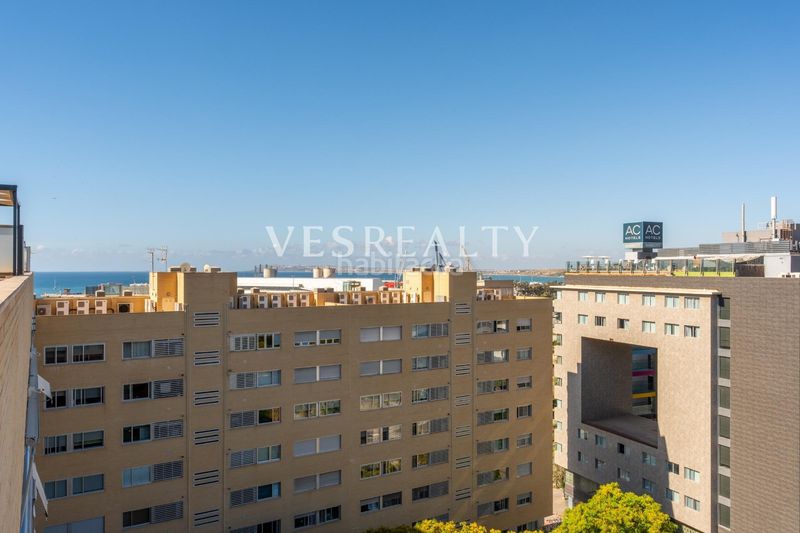 Foto 0ef7d0c6-18d6-482c-a736-6af129dd4aab. Àtic amb calefacció aparcament a Benalúa Alicante
