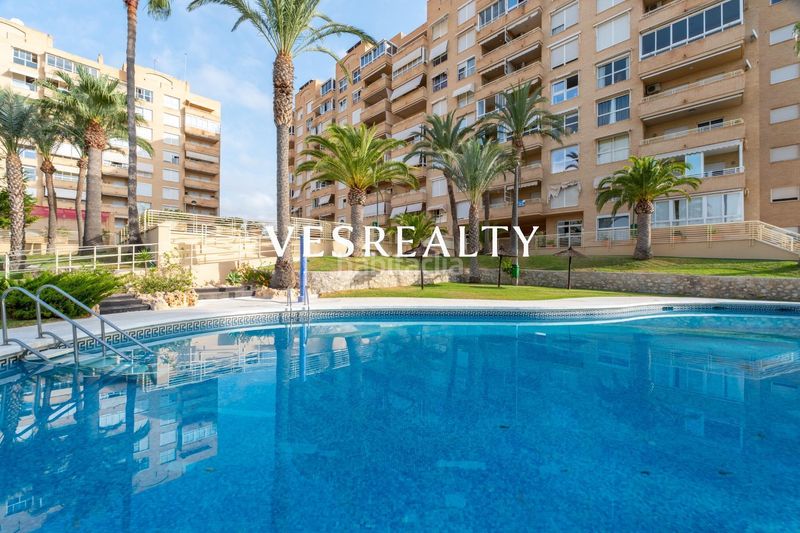 Foto 04888c56-96d4-45ed-ac3d-7a71e3959ef3. Pis amb calefacció aparcament piscina a Pueblo Español-Coveta Fumá Campello (el)