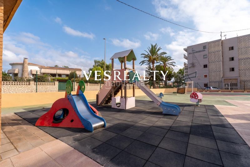 Foto 15a7e8d3-0a19-4b90-ba8e-f29f856a0dd2. Pis amb calefacció aparcament piscina a Pueblo Español-Coveta Fumá Campello (el)
