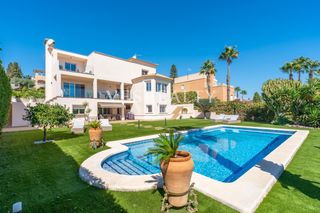 Chalet  Olivera. Villa de lujo en mutxamel, la huerta.