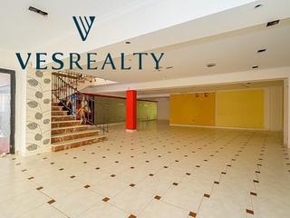 Local Comercial a Calle tomas ortuño 6
