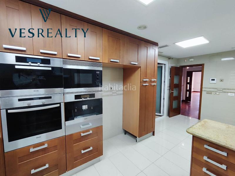 Foto 5dfae192-dd34-448d-ae3b-68fdddc9cfab. Casa a schiera in calle oceano 32 in Cabo de las Huertas Alicante