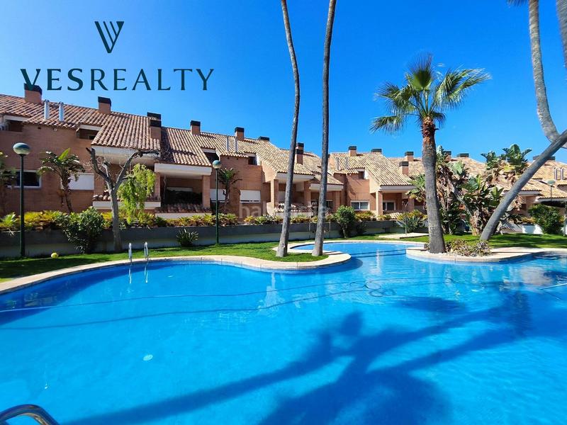 Foto 74b2d656-98b4-4a1f-997d-bf56de313f3a. Casa adossada a calle oceano 32 a Cabo de las Huertas Alicante