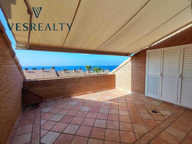 Foto 8856903d-c537-417b-89ad-b73e529f5aa3. Casa adossada a calle oceano 32 a Cabo de las Huertas Alicante