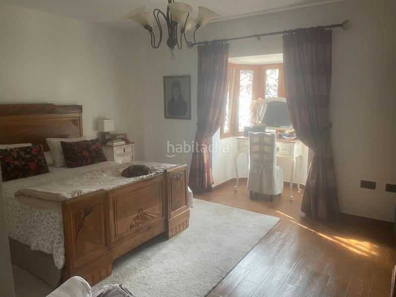 Foto 2f39c08e-d9e5-4582-a872-7fc40274dc11. Chalet con camino parcheggio piscina in Los Gallos Chiclana de la Frontera