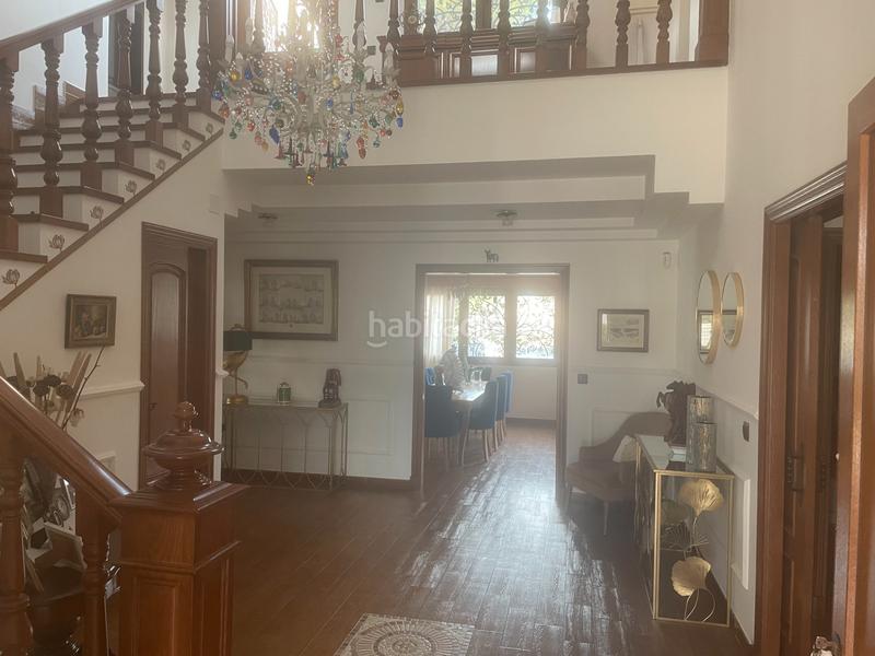 Foto 6b01b57f-0a4b-4fc8-8087-5d2560ea1cbf. Chalet con camino parcheggio piscina in Los Gallos Chiclana de la Frontera